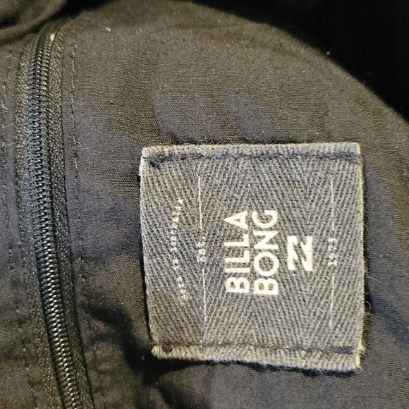 Billabong black purse. - Picture 3 of 4